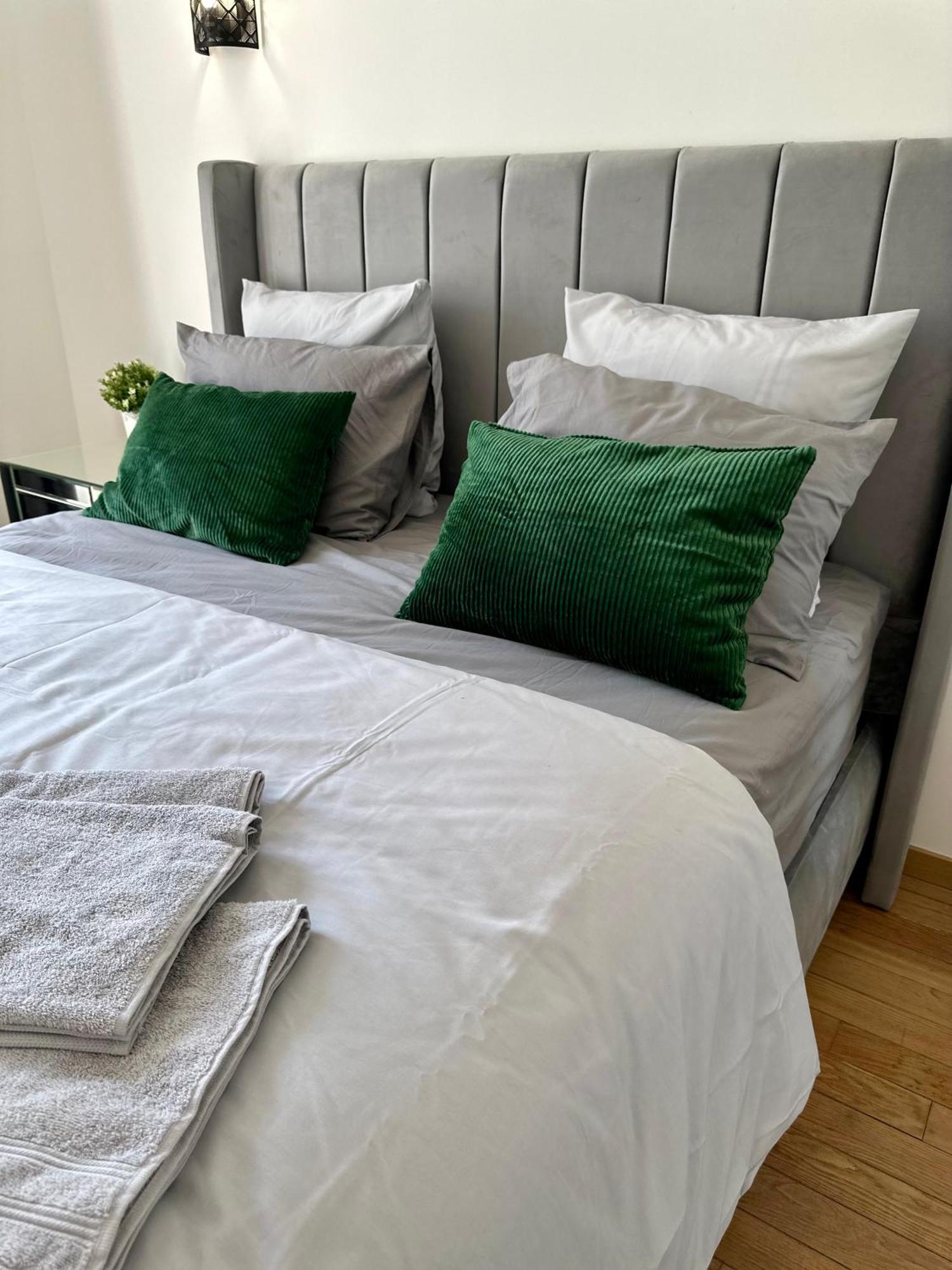 Appartement Moderne Entier Paris-Le Bourget Et Cdg Exterior photo
