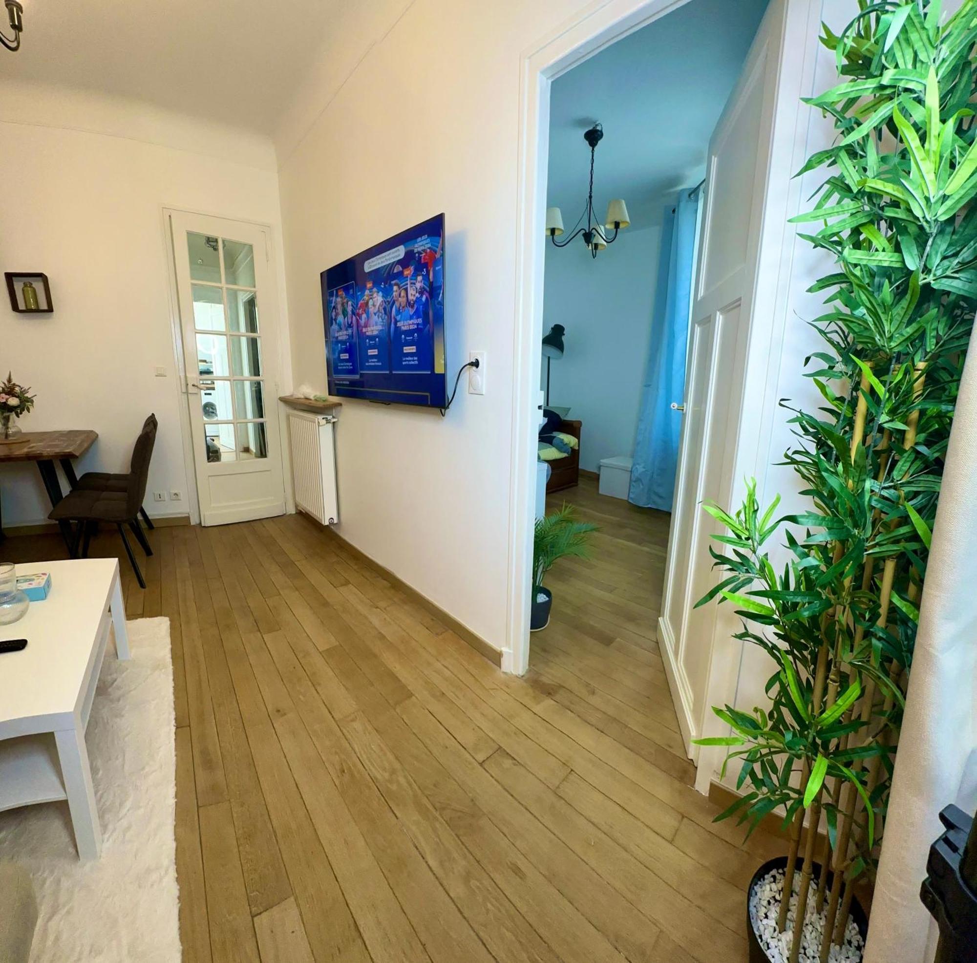 Appartement Moderne Entier Paris-Le Bourget Et Cdg Exterior photo