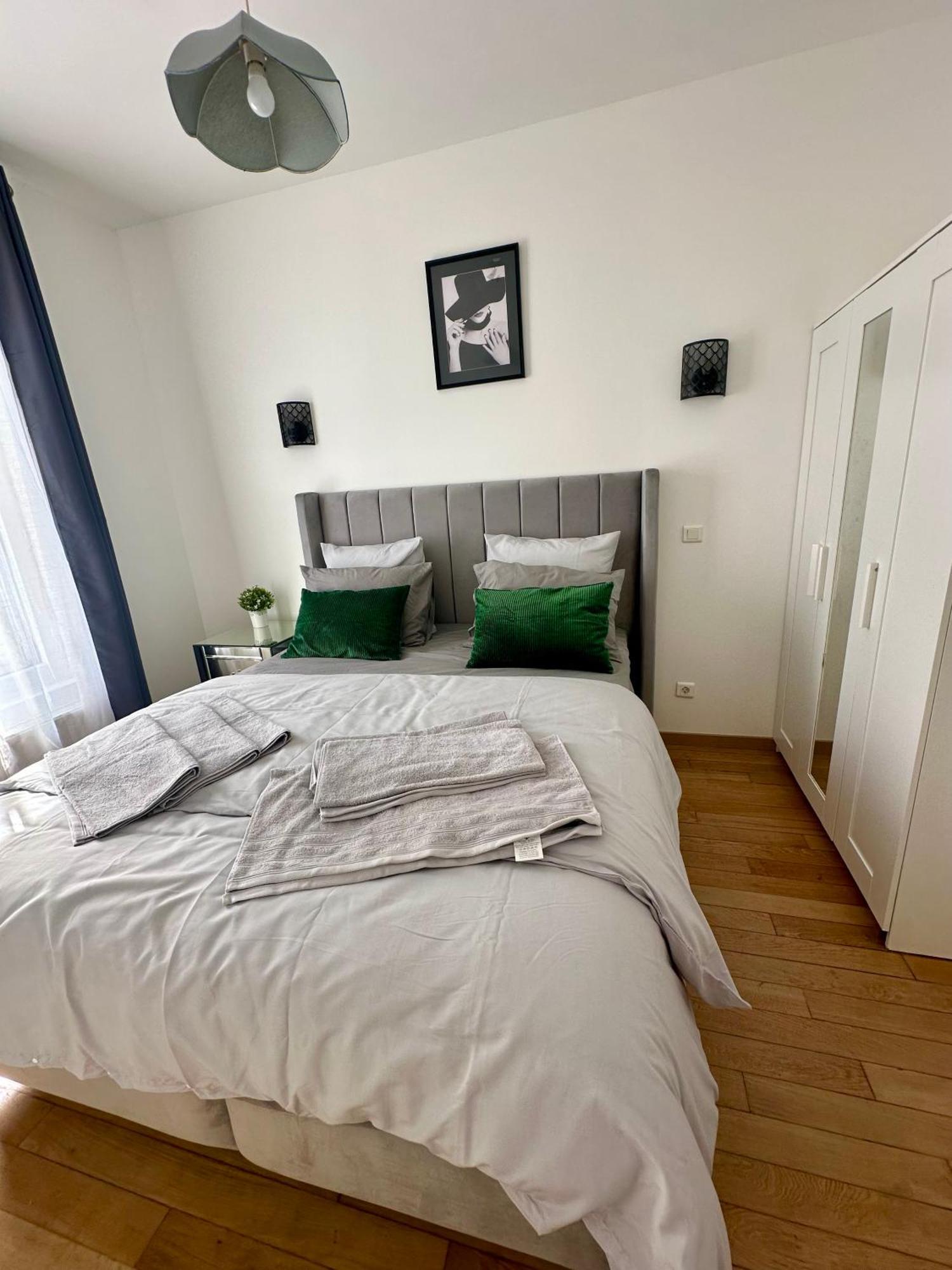 Appartement Moderne Entier Paris-Le Bourget Et Cdg Exterior photo